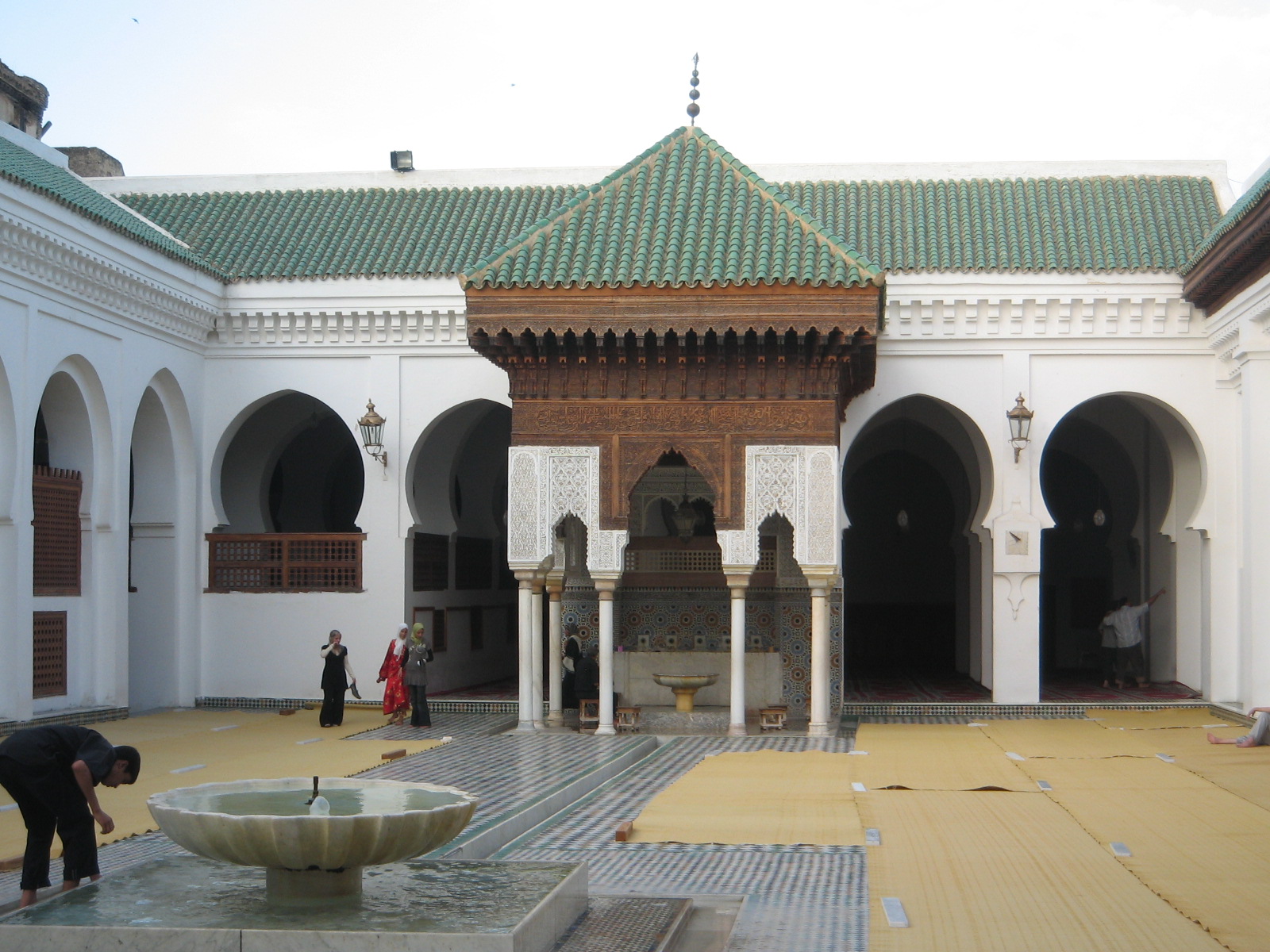 Univerzita al-Qarawiyyin v meste Fez. 