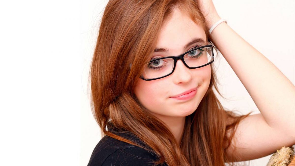 Týchto 16 vecí pochopia iba ľudia, ktorí nosia okuliare. Súhlasíš?